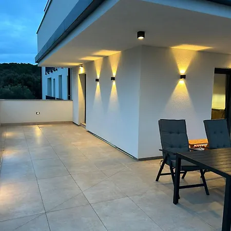 Marepromo 1 Apartament *