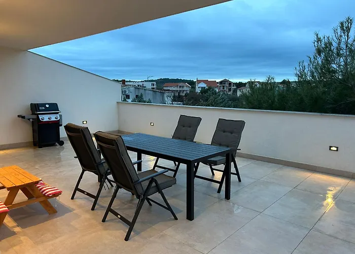 Apartament Marepromo 1